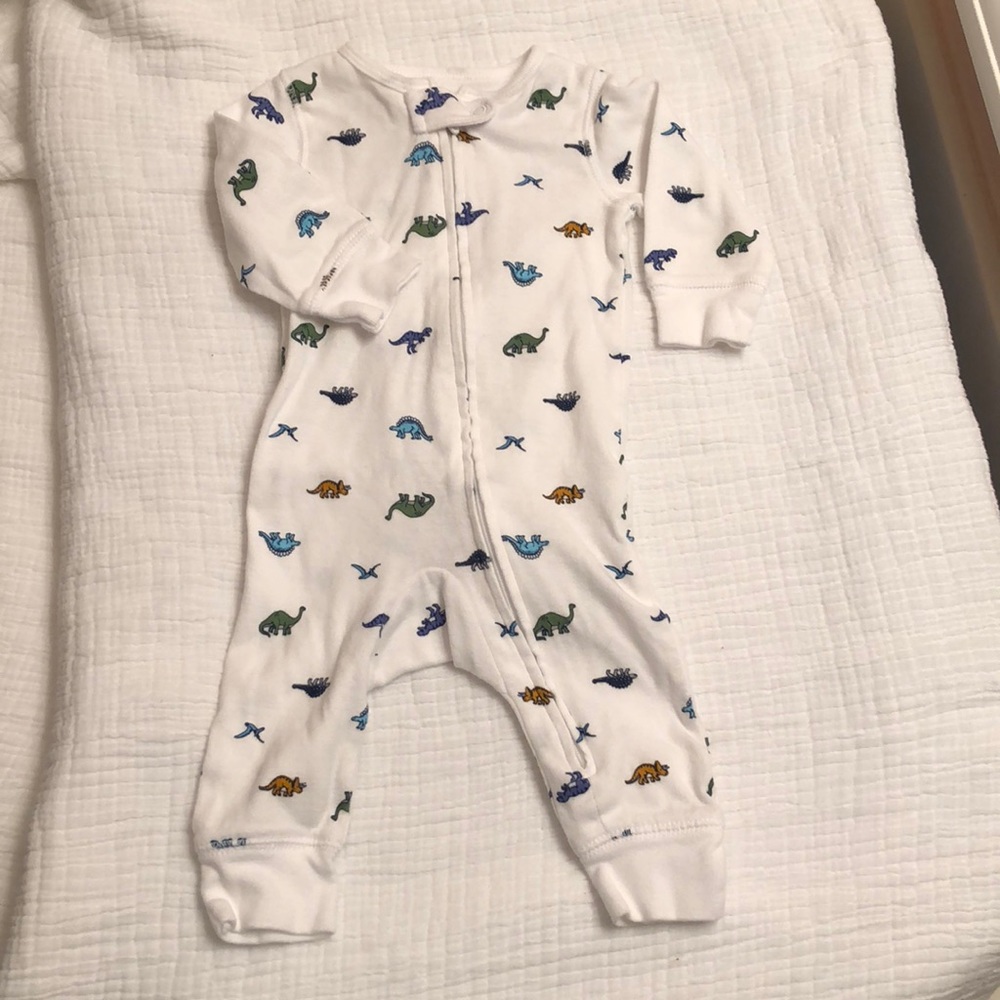 🌟3 for $10🌟Carter’s Dinosaur Pajamas 3M
